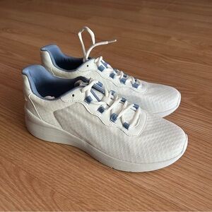 NEW Easy Spirit White Blue Zip2 Sneakers 7W